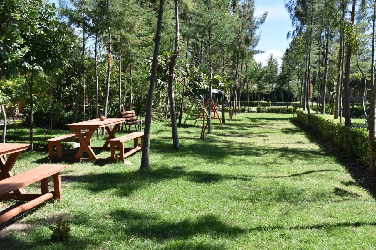 Anka Resort Naro Moru Exterior photo