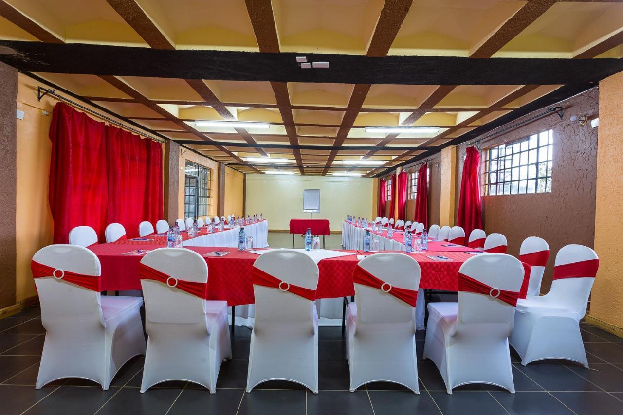 Anka Resort Naro Moru Exterior photo